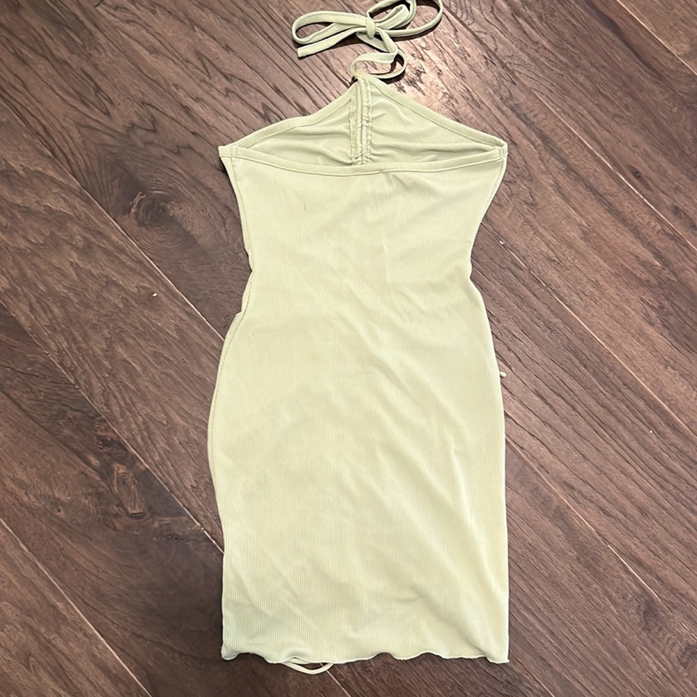 Princess Polly size 6 Ruched Halter Dress - Picture 7 of 8